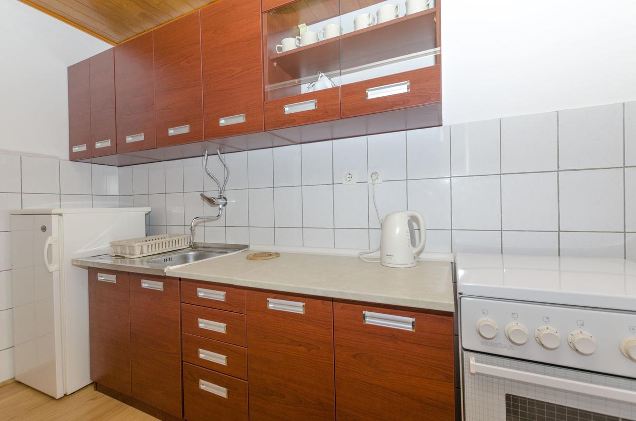 Apartments Katica プリモシュテン エクステリア 写真